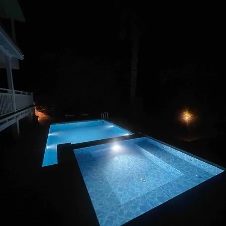 Gorgeous Family Pool In Gocek